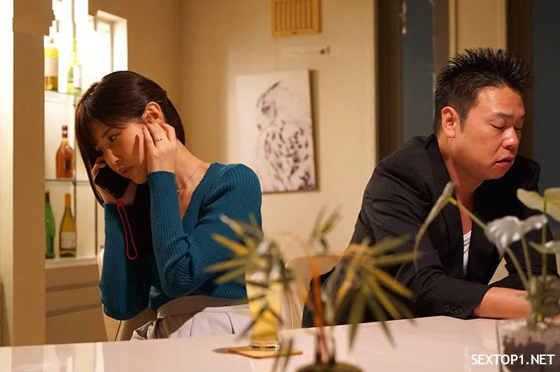 Anh xã yếu, cô vợ tìm đến tình nhân củ